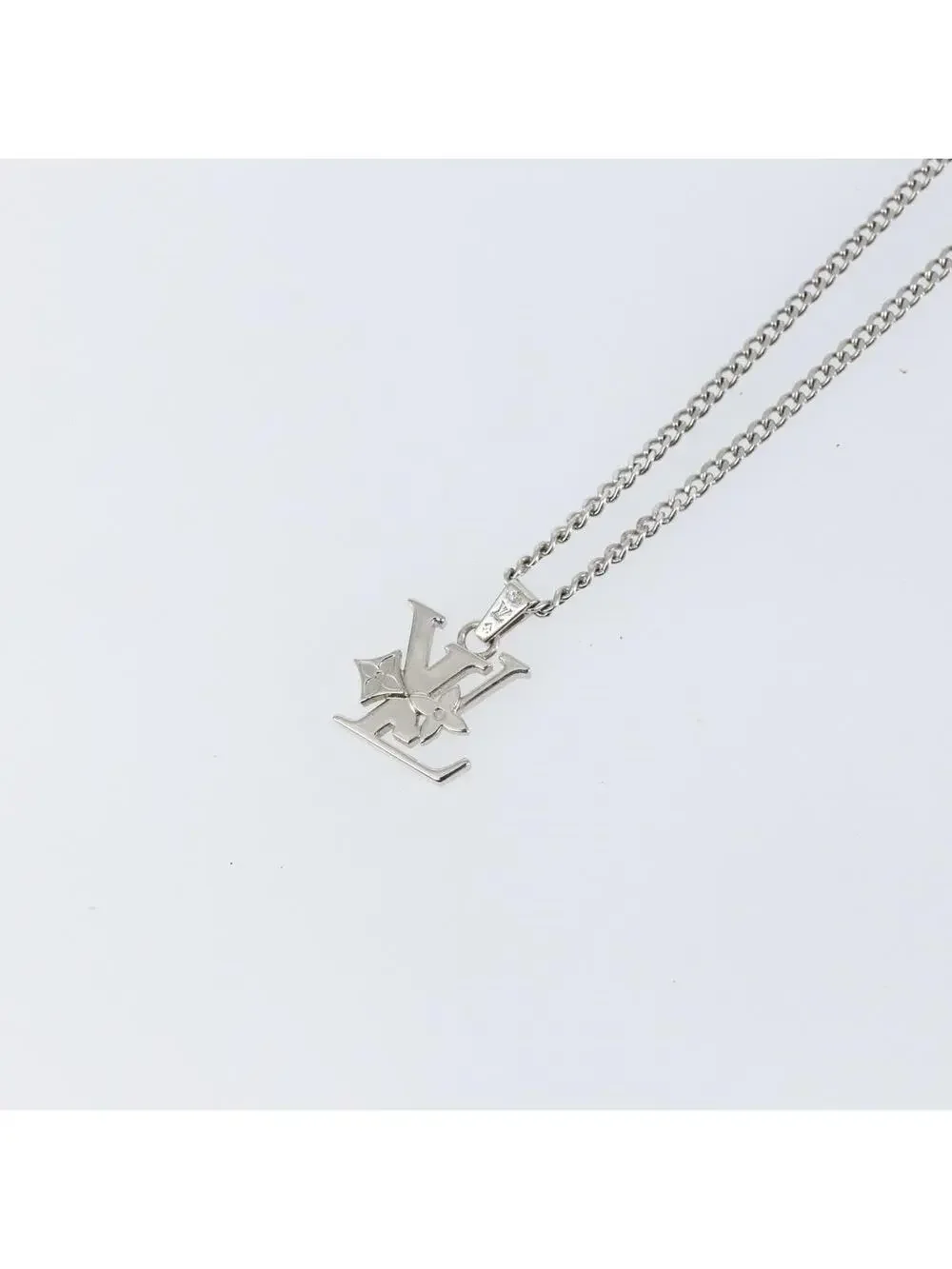 Louis Vuitton Row Necklace Metal Silver #344444L74B